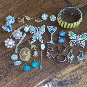 Antique & Vintage large jewelry lot great shape
